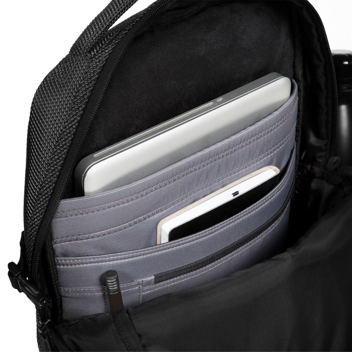 Eastpak Tecum M CNNCT Laptop Backpack