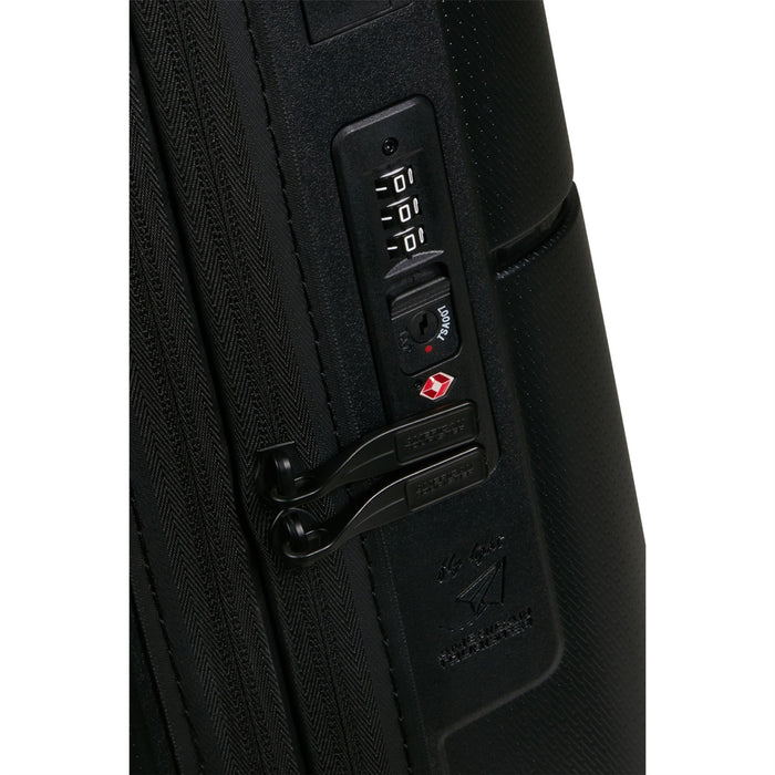 American Tourister Disney Dashpop Cabin Spinner