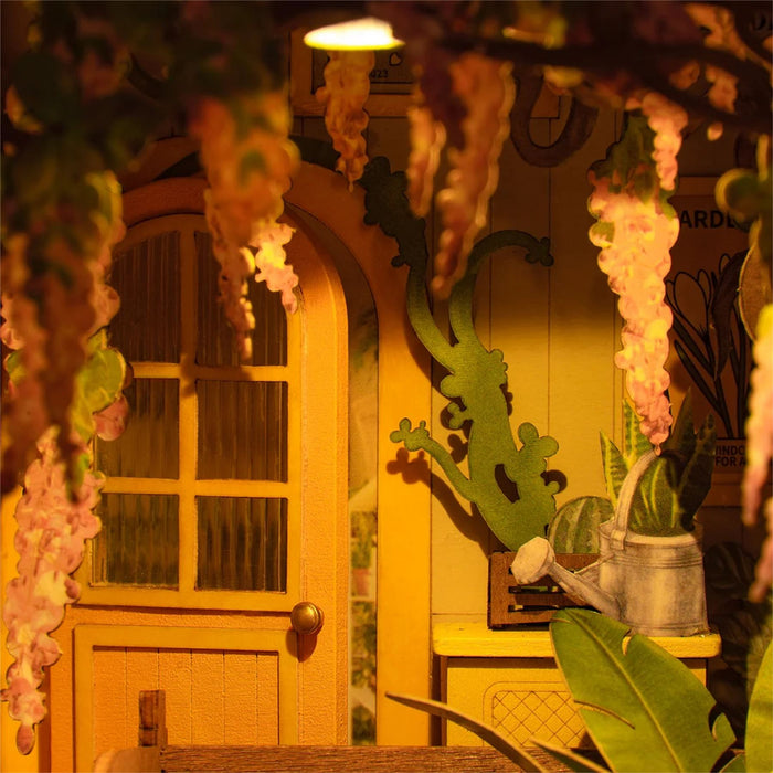 Robotime Rolife Self-Build Book Nook Building Kit