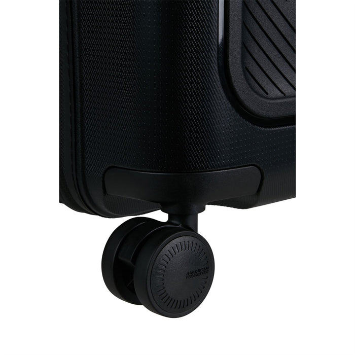 American Tourister Disney Dashpop Cabin Spinner