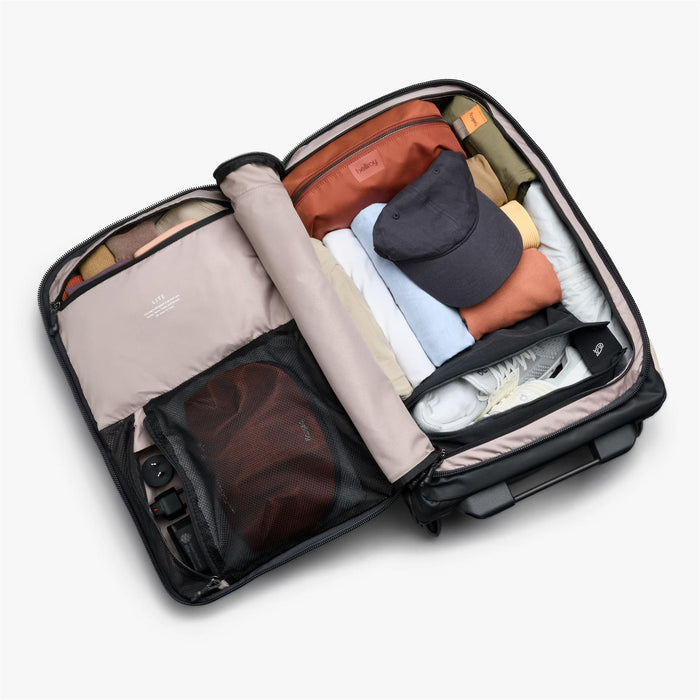 Bellroy Lightweight Lite Carry-On Rolling Holdall