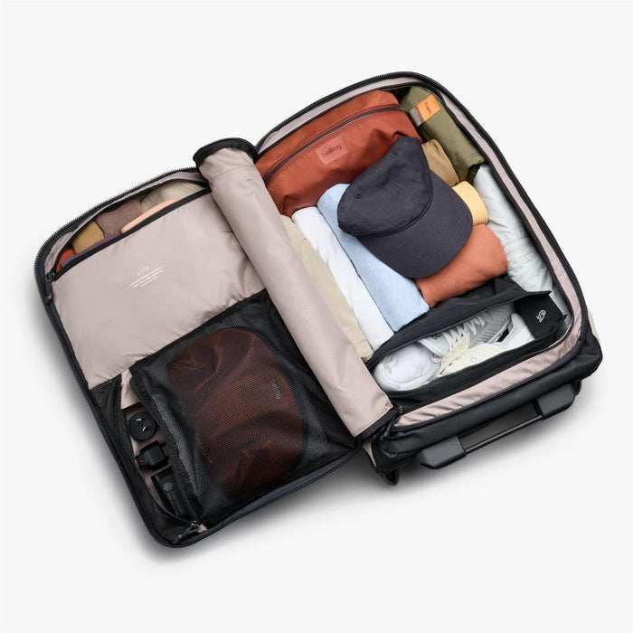 Bellroy Lightweight Lite Carry-On Rolling Holdall