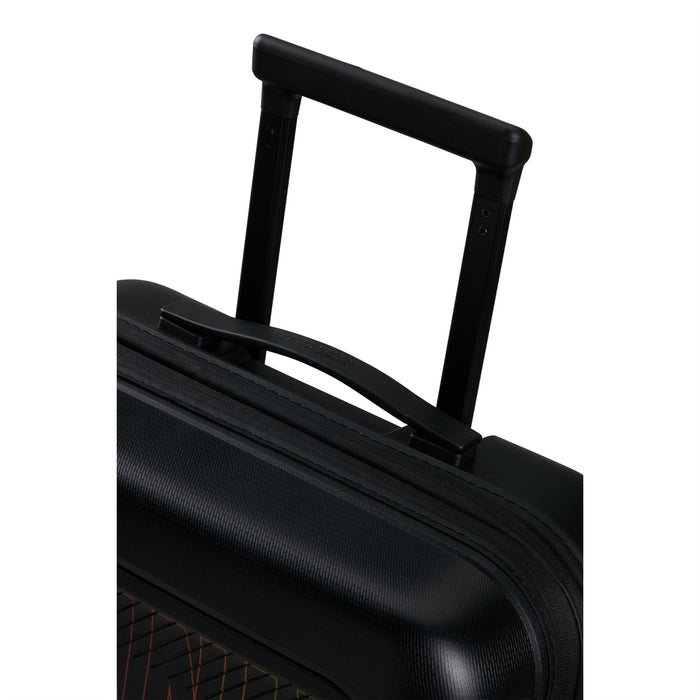 American Tourister Disney Dashpop Cabin Spinner