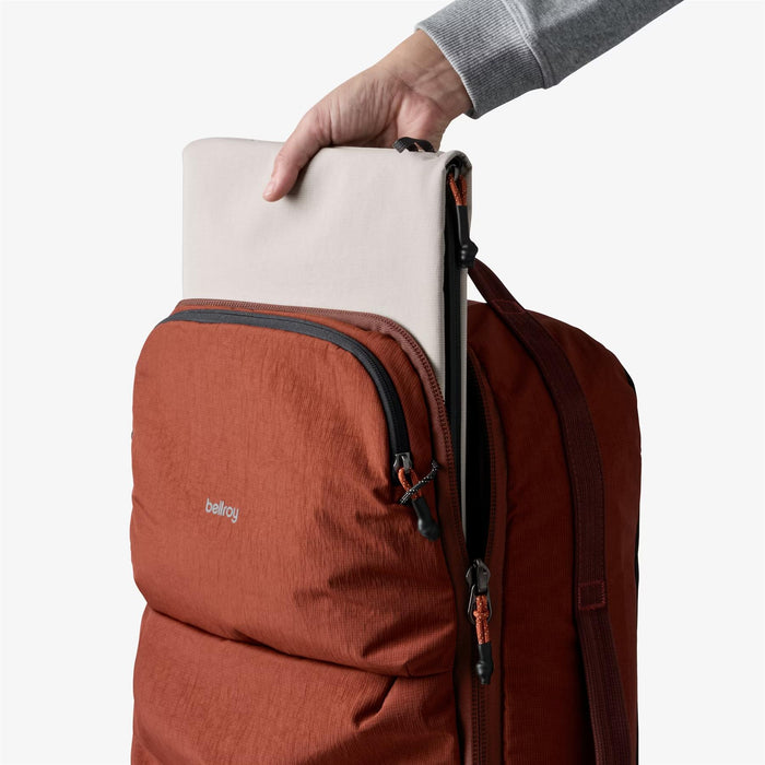 Bellroy Lightweight Lite Carry-On Rolling Holdall