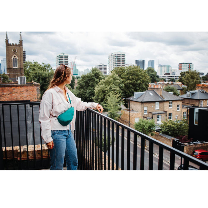 Healthy Back Bag Microfibre Baglett Handbag