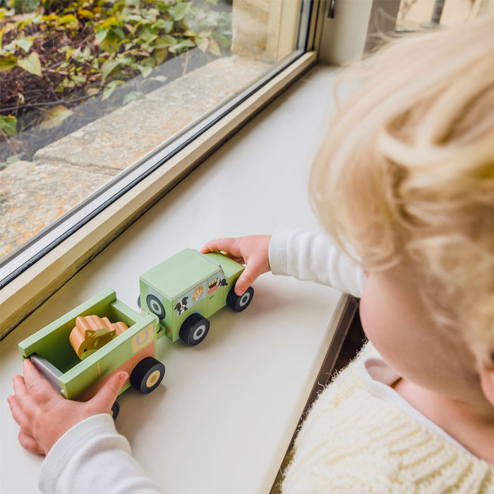 Orange Tree Toys Wooden Farm 4x4 with Horse Box