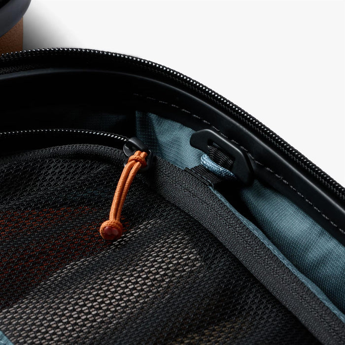 Bellroy Split Level Transit Carry-On Suitcase