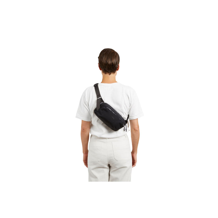 Bellroy Venture Ready Sling 2.5L Bum Bag