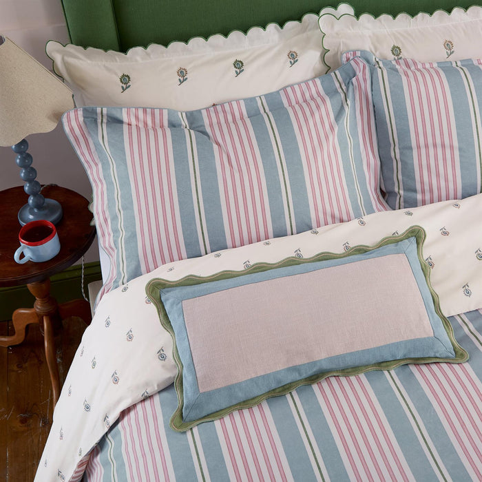 Joules Come Rain Or Shine Duvet & Pillowcase Set